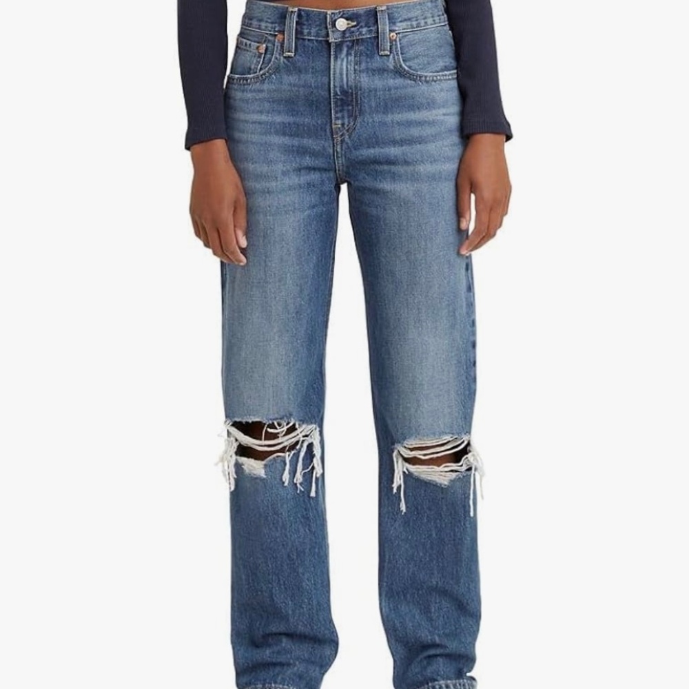 Woman’s low pro strate leg Levi’s